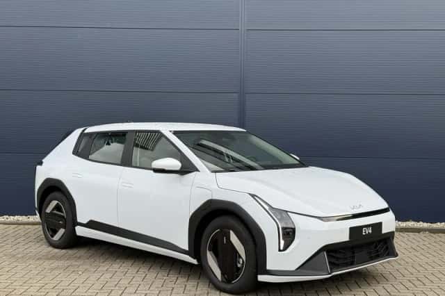 Kia EV4 (2026) thumbnail 3