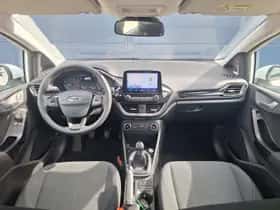 Ford Fiesta (2018) thumbnail 9