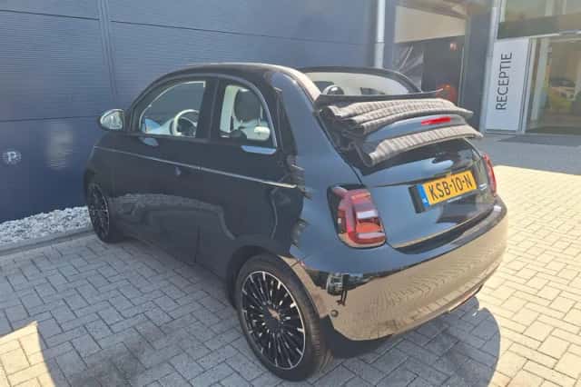 Fiat 500C (2026) thumbnail 6