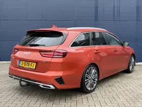 Kia Ceed Sportswagon (2023) thumbnail 5