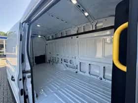 Ford Transit (2024) thumbnail 6