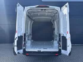 Ford Transit (2024) thumbnail 10
