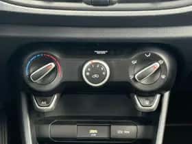 Kia Picanto (2021) thumbnail 17