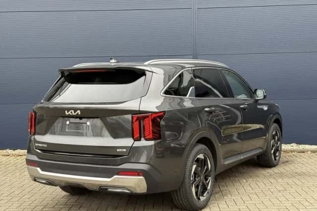 Kia Sorento (2026) thumbnail 4