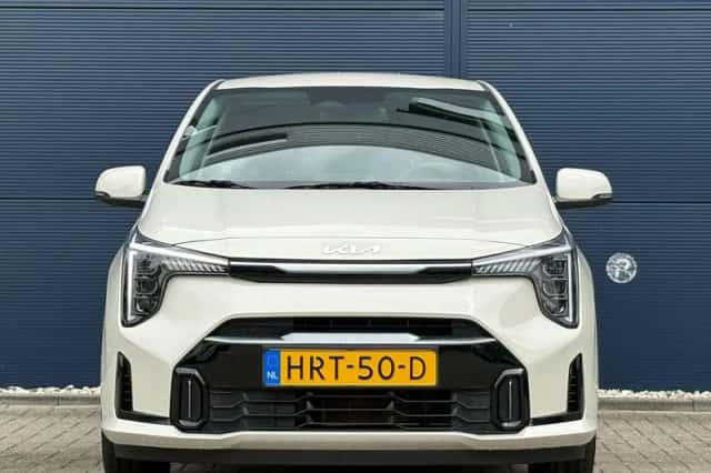 Kia Picanto (2025) thumbnail 3