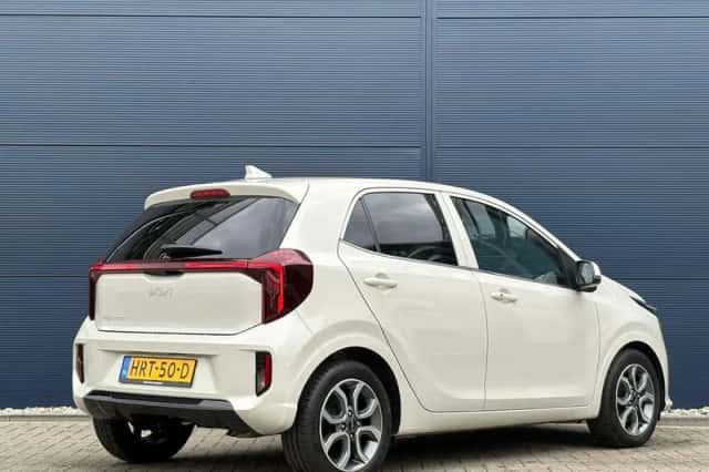 Kia Picanto (2025) thumbnail 6