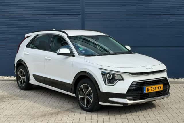 Kia Niro (2022) thumbnail 3
