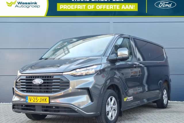 Ford Transit Custom (2024) thumbnail 1