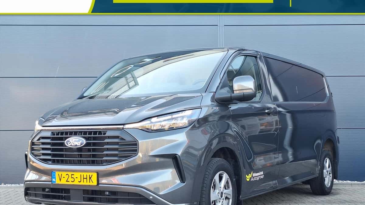 Ford Transit Custom (2024) — foto 1