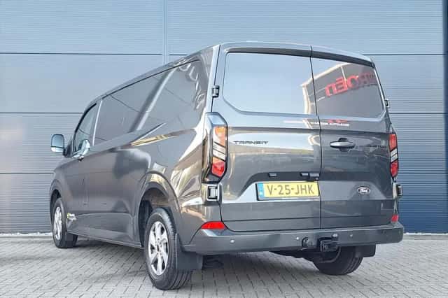 Ford Transit Custom (2024) thumbnail 3