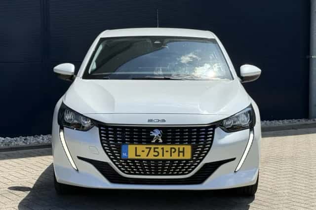 Peugeot 208 (2021) thumbnail 2