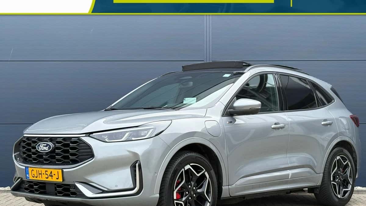 Ford Kuga (2024) — foto 1
