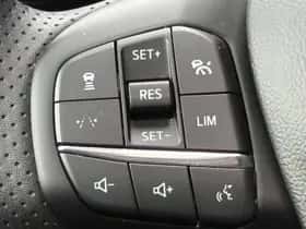Ford Kuga (2024) thumbnail 17
