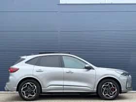Ford Kuga (2024) thumbnail 4