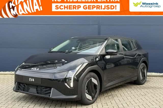 Kia EV4 (2026) thumbnail 1