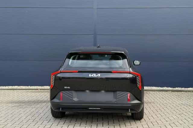 Kia EV4 (2026) thumbnail 6