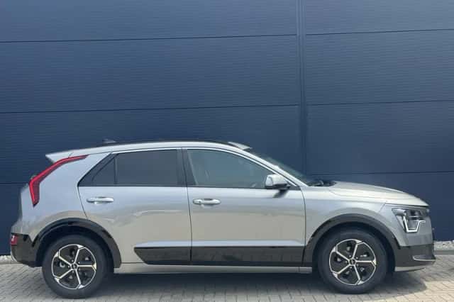 Kia Niro (2026) thumbnail 4