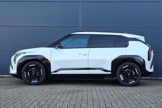 Kia EV3 (2026) thumbnail 2