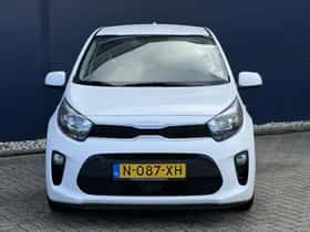 Kia Picanto (2022) thumbnail 2