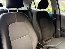 Kia Picanto (2022) thumbnail 8