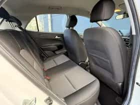 Kia Picanto (2022) thumbnail 9
