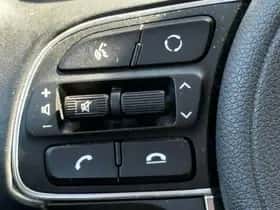 Kia Niro (2021) thumbnail 10