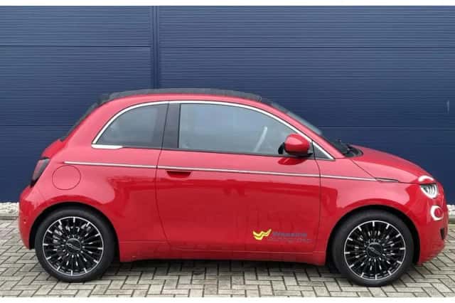 Fiat 500C (2024) thumbnail 6