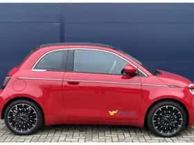 Fiat 500C (2024) thumbnail 6