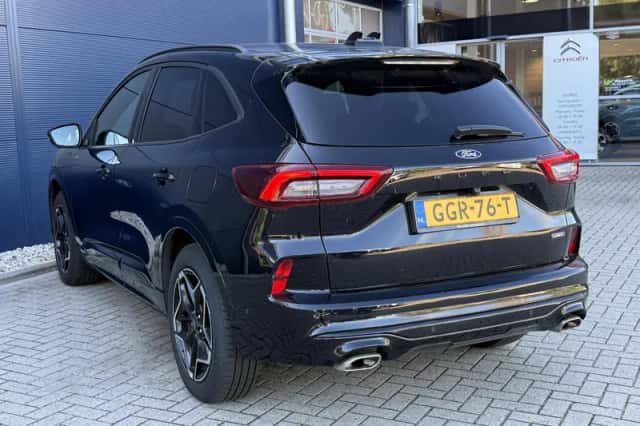 Ford Kuga (2024) thumbnail 4