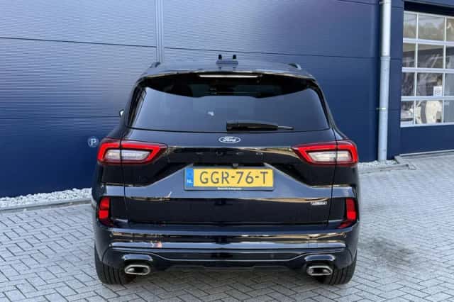 Ford Kuga (2024) thumbnail 5