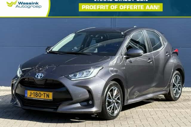 Toyota Yaris (2020) thumbnail 1