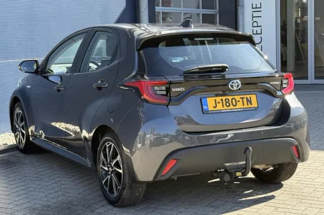 Toyota Yaris (2020) thumbnail 6