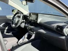 Toyota Yaris (2020) thumbnail 7