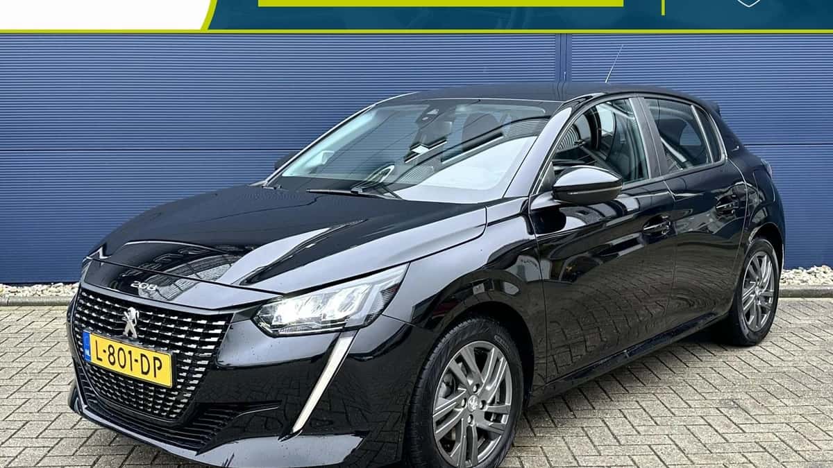 Peugeot 208 (2021) — foto 1