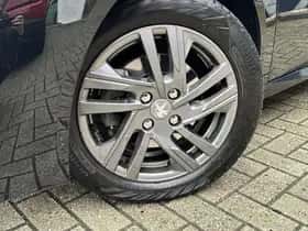 Peugeot 208 (2021) thumbnail 11