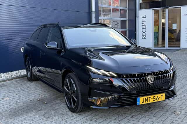Peugeot e-308 (2025) thumbnail 2