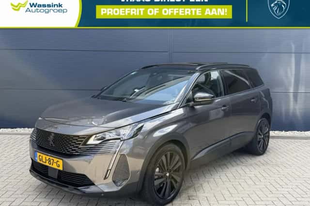 Peugeot 5008 (2024) thumbnail 1