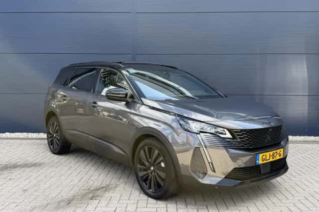 Peugeot 5008 (2024) thumbnail 3