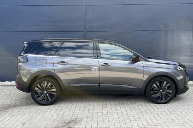 Peugeot 5008 (2024) thumbnail 4