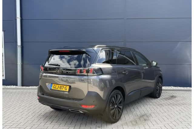 Peugeot 5008 (2024) thumbnail 5
