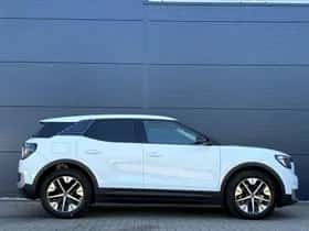 Ford Explorer (2025) thumbnail 4