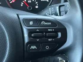 Kia Rio (2023) thumbnail 15