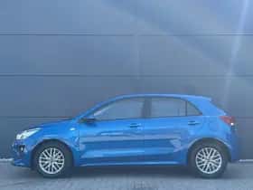 Kia Rio (2023) thumbnail 7