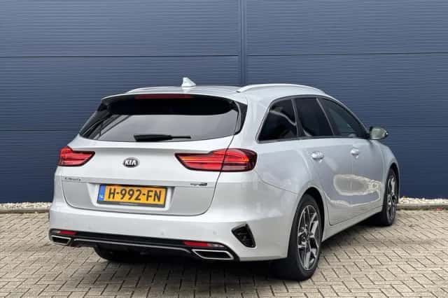 Kia Ceed Sportswagon (2020) thumbnail 6
