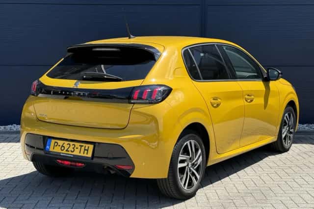 Peugeot 208 (2022) thumbnail 6