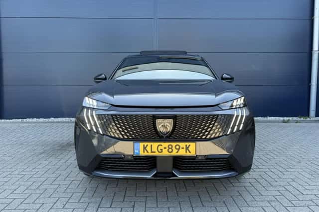 Peugeot e-3008 (2026) thumbnail 3