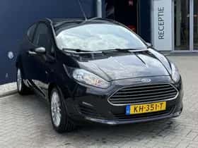 Ford Fiesta (2014) thumbnail 3