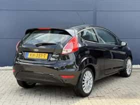 Ford Fiesta (2014) thumbnail 4