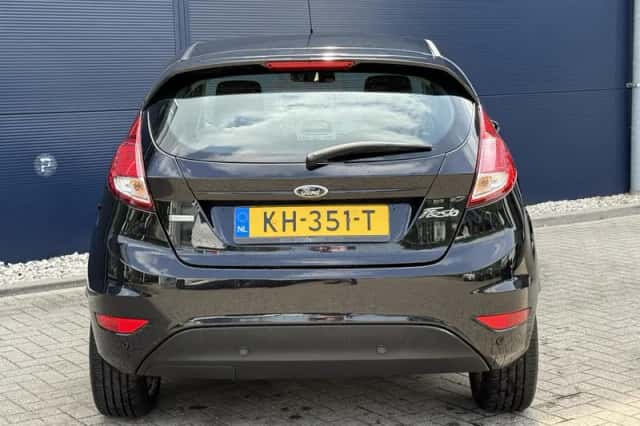 Ford Fiesta (2014) thumbnail 5