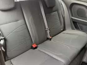 Ford Fiesta (2014) thumbnail 9